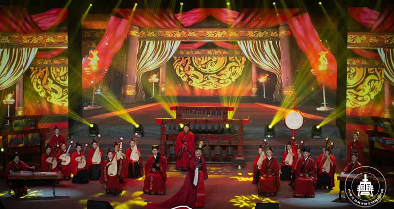 古編鐘客戶展示——內(nèi)蒙古烏海市群藝館編鐘樂團(tuán) 古編鐘客戶展示——內(nèi)蒙古烏海市群藝館編鐘樂團(tuán)